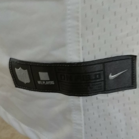 Marino NFL Jersey. - Picture 6 of 10